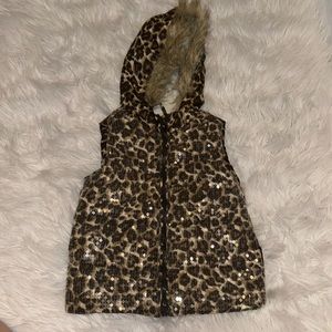 Children’s place girls cheetah print vest size 4